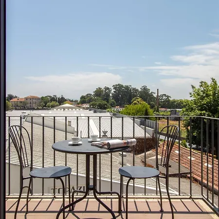 Stylish & Sunny 2br Near Heroismo By Lovelystay 아파트 *