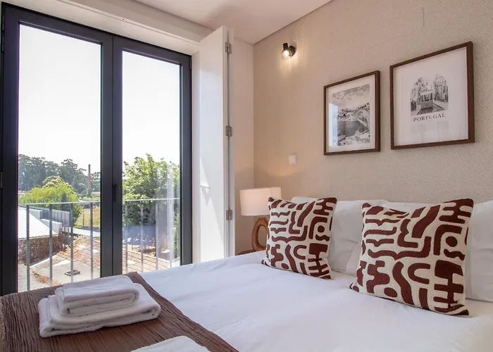 Stylish & Sunny 2br Near Heroismo By Lovelystay Porto